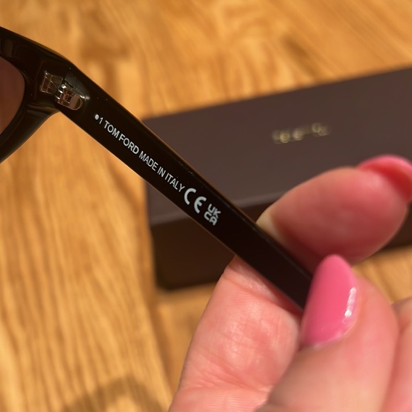 Tom Ford sunglasses - Picture 6 of 8